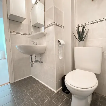 Апартаменти Zonnig & Gezellig Appartement Wapenplein Oostende Centrum *
