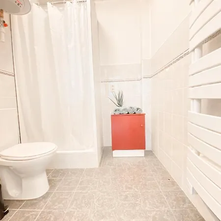 Апартаменти Zonnig & Gezellig Appartement Wapenplein Oostende Centrum