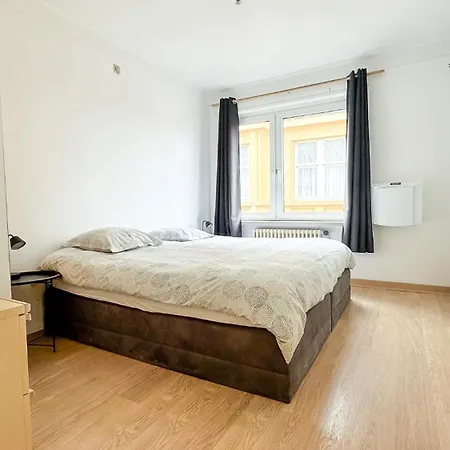 Zonnig & Gezellig Appartement Wapenplein Oostende Centrum Остенде